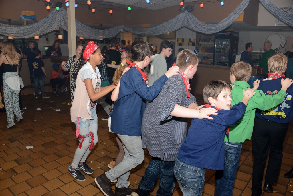 ../Images/Jeugddisco Beestenboel 262.jpg